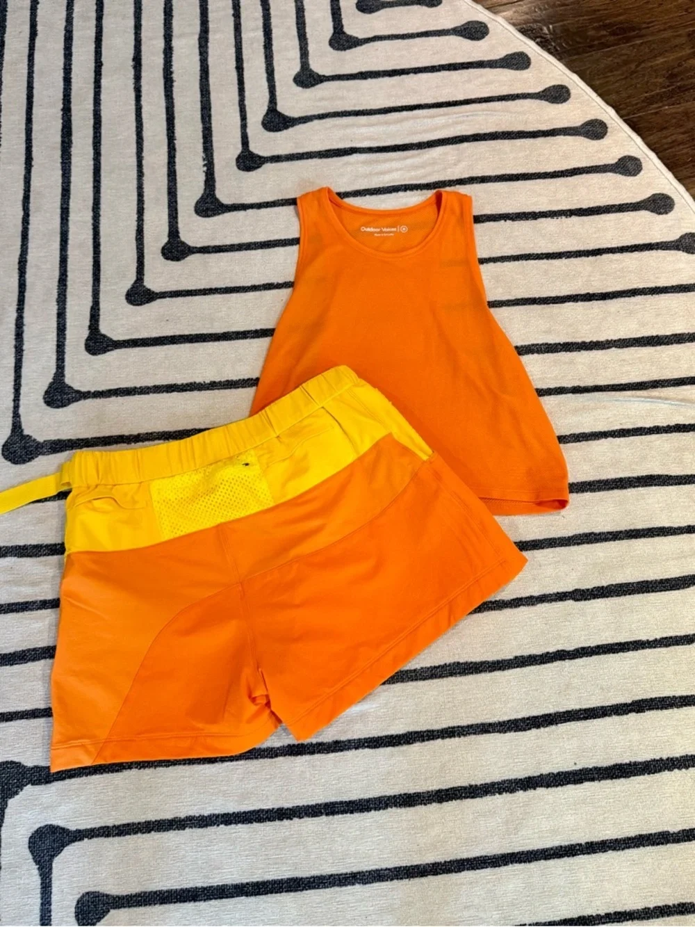 Outdoor Voices Athletic Skort Size M NWT | Adjustable Waist | Tennis & Golf 🧡